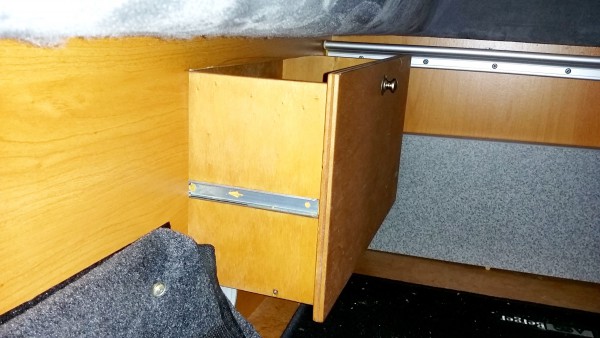 Schublade von der Seite