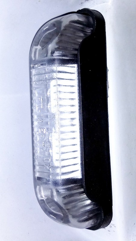 Umrissleuchte vorne groß