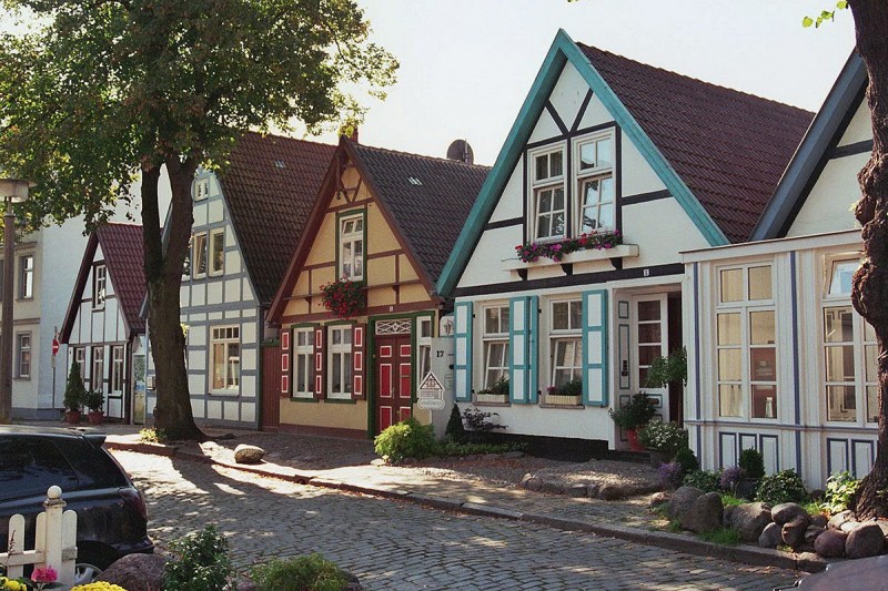 alte Fischerhäuser in der Alexandrinenstraße