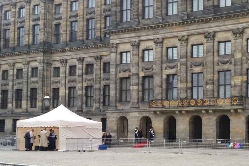 Eingang Königspalast