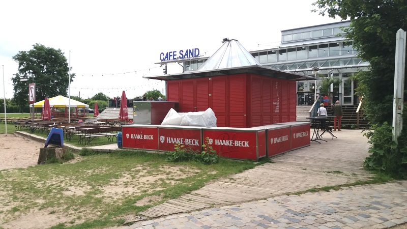 Strandbar bei der Fußgängerfähre