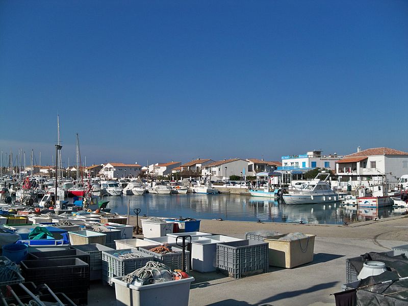 Saintes-Maries_Hafen