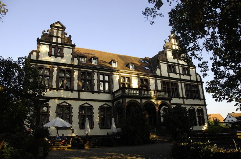 Das Motorradfahrerhotel Villa Löwenherz