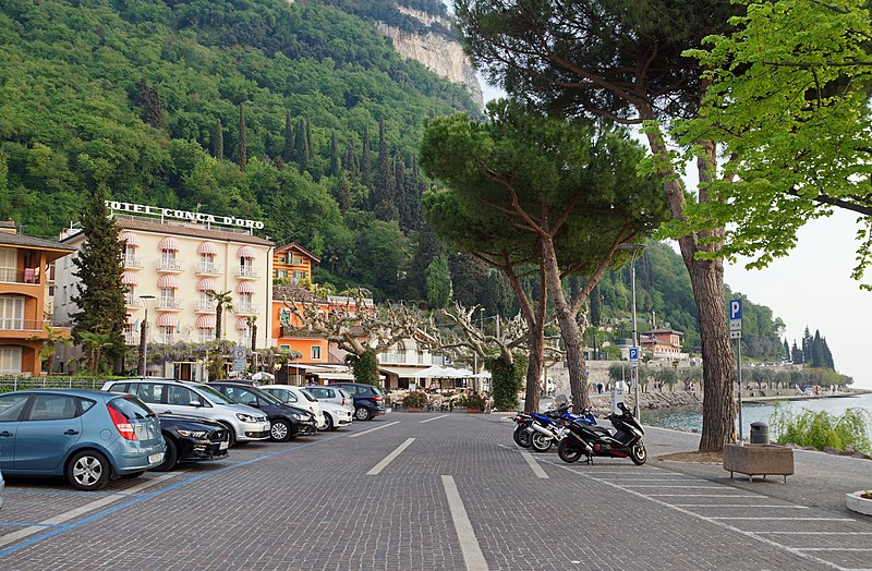 Garda Promenade Richtung Bardolino