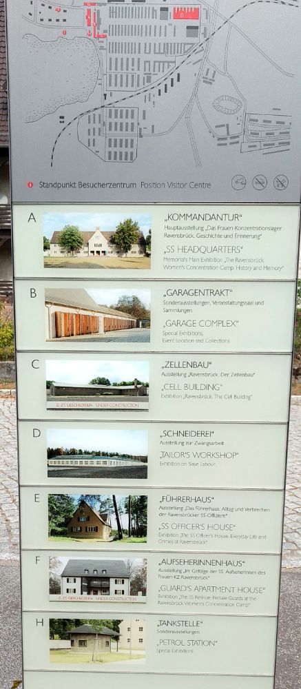 Fürstenberg KZ Ravensbrück vorm Besucherzentrum