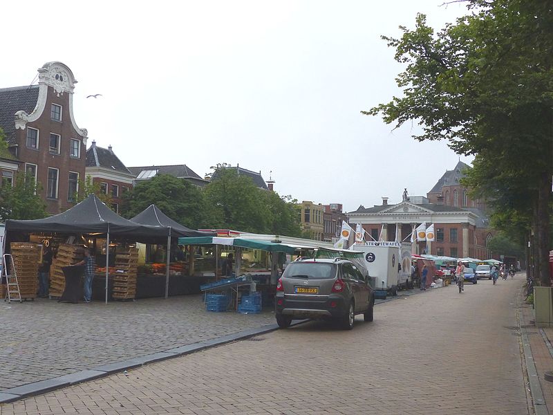Groningen Fischmarkt hinterm Stadthaus