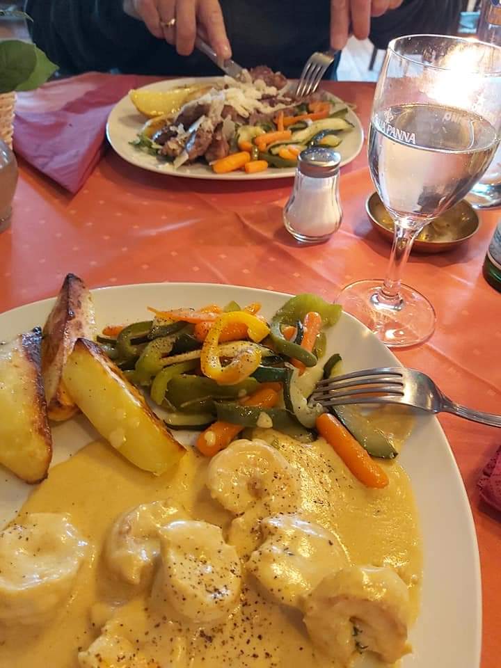 Entrecote und Scampis