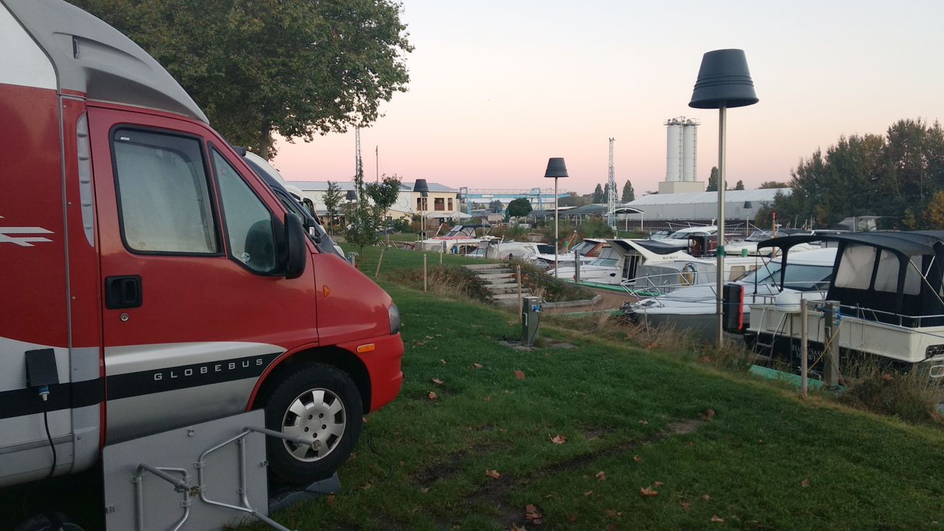 Stellplatz Stadtmarina Brandenburg (1)