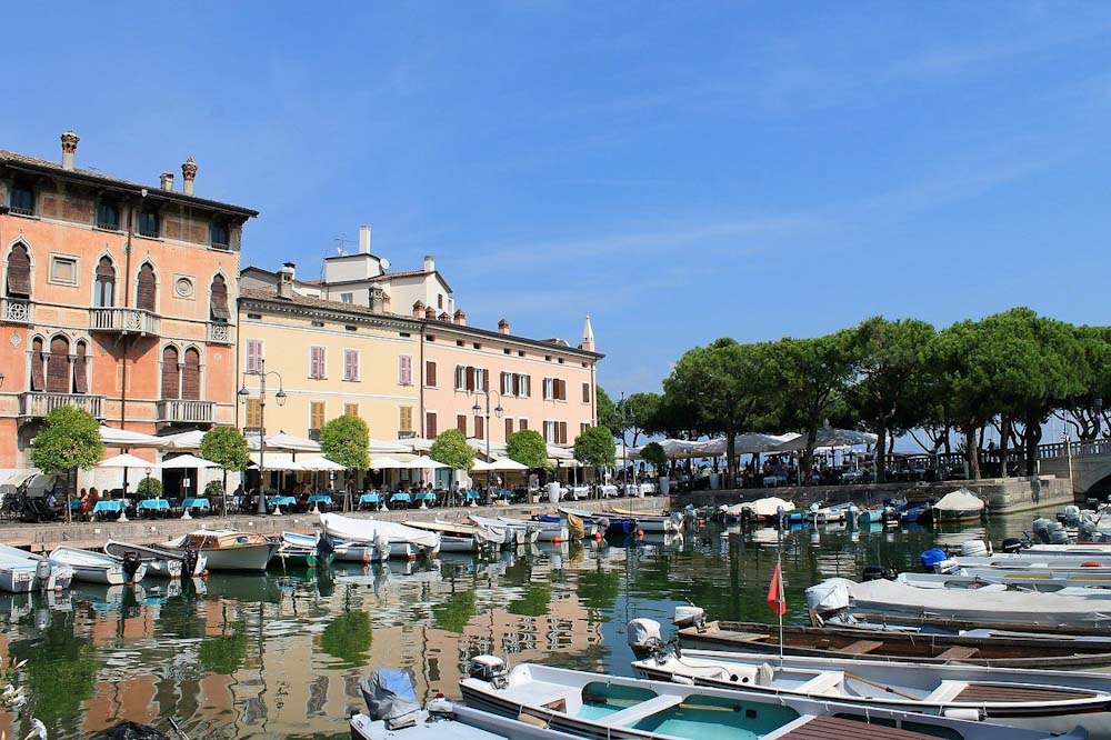 Desenzano Hafenbecken